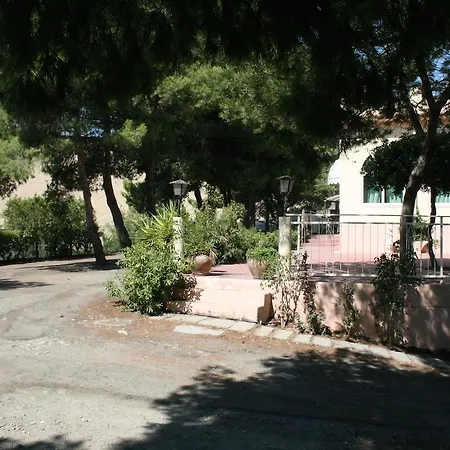 Villhour * Rocca Imperiale